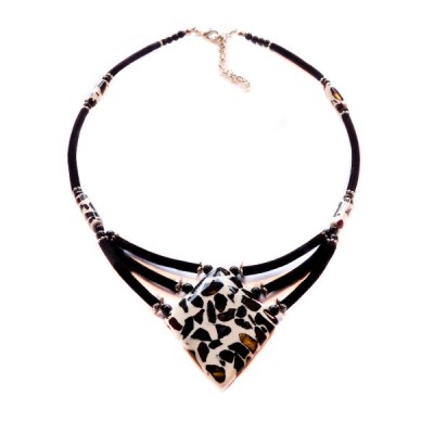 https://www.watcheo.fr/2628-16644-thickbox/collier-d-ambre-adulte.jpg